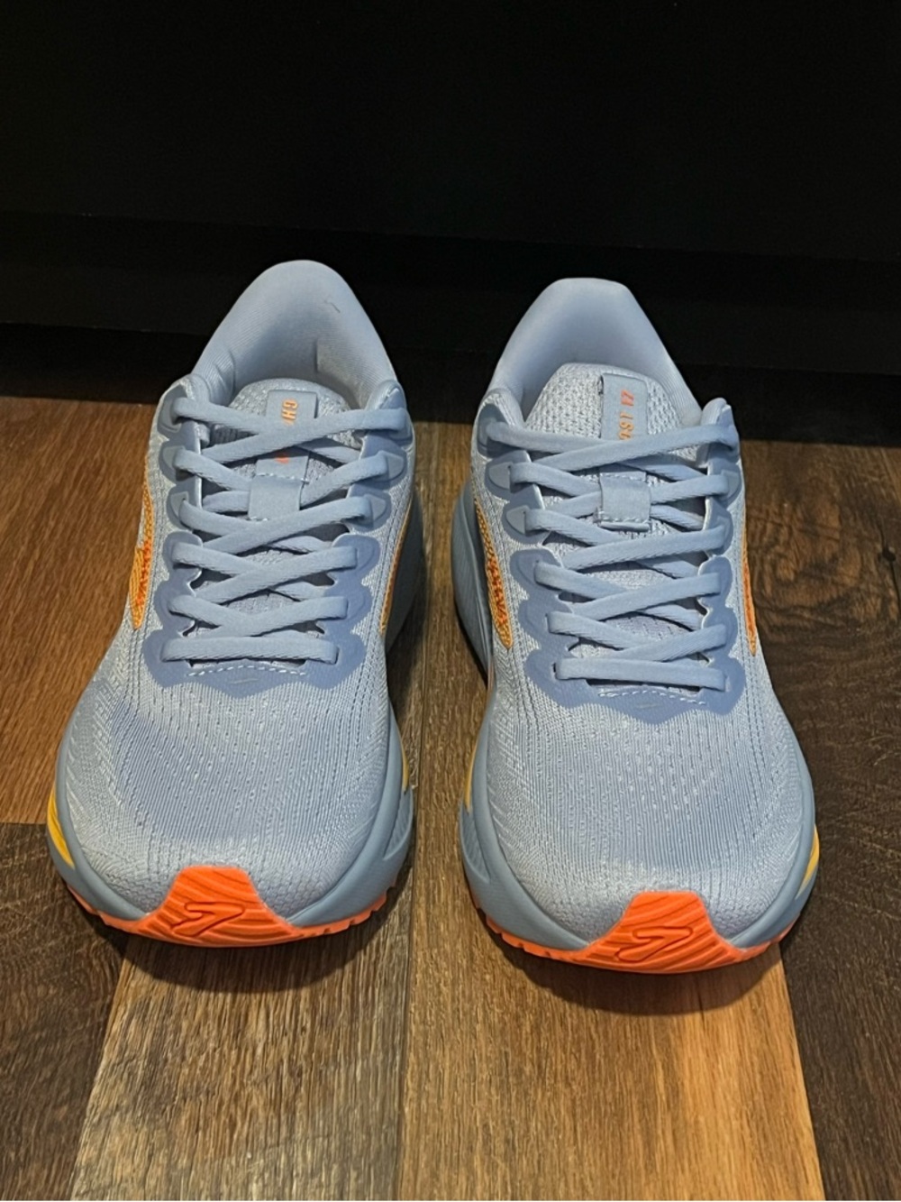 BRAND NEW Women’s Size 8 Brooks Ghost 17 Pale Blue Sneakers with Orange Logo - Picture 6 of 15